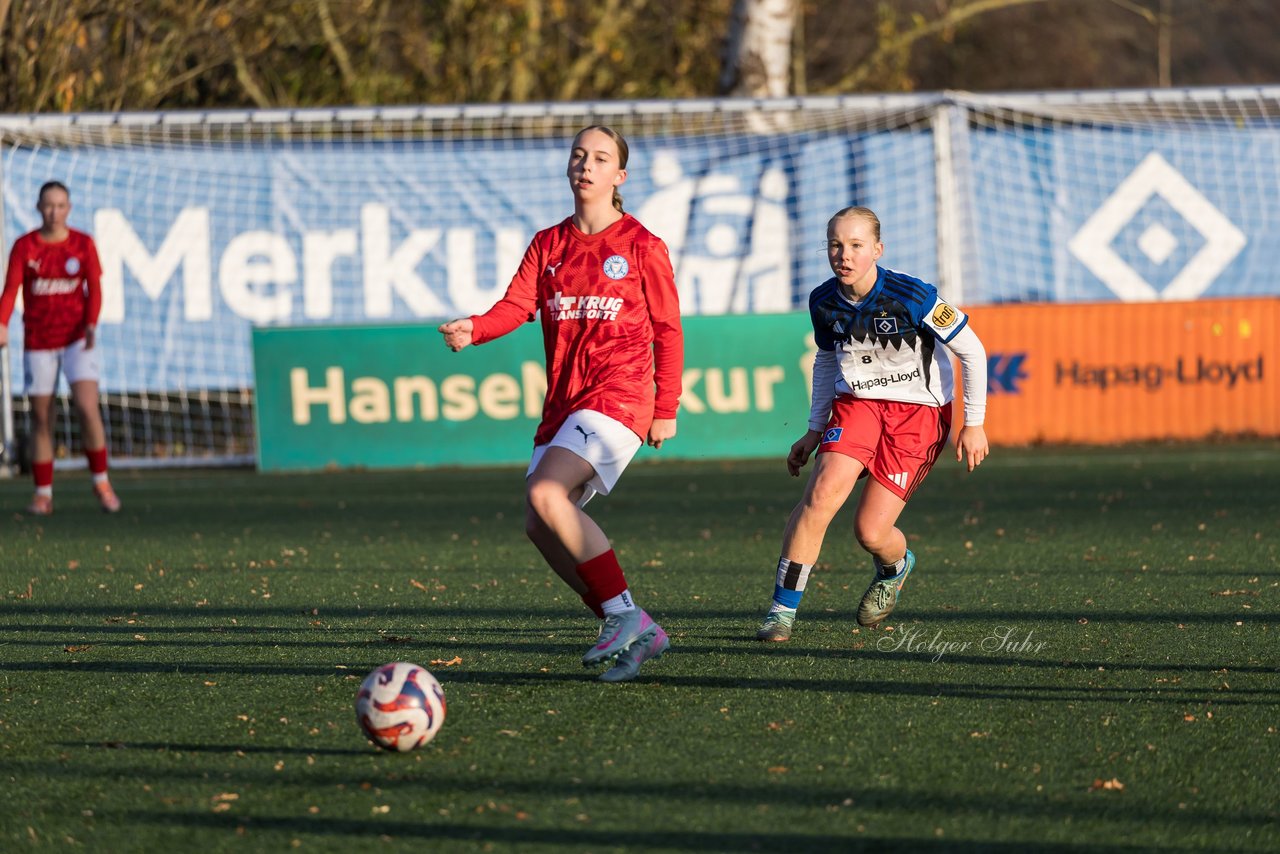 Bild 168 - wBJ Hamburger SV - Holstein Kiel : Ergebnis: 8:0